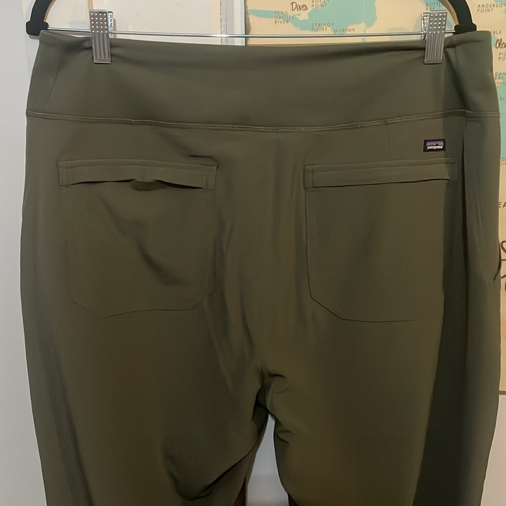 Patagonia Happy Hike Studio Pants - Green 💜 - Picture 9 of 12